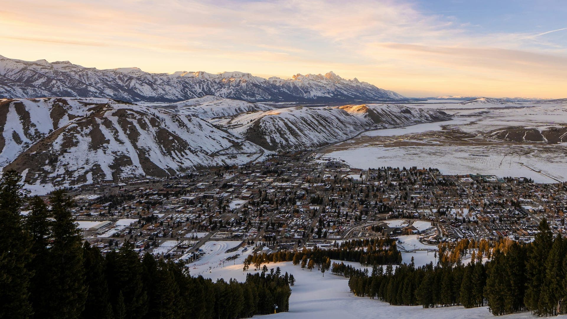 A small rental cabin and guest house in the Jackson Hole valley in early winter